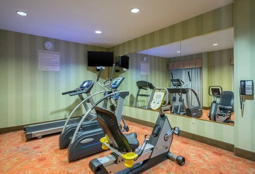 酒店 Holiday Inn Express And Suites   Quakertown, An Ihg