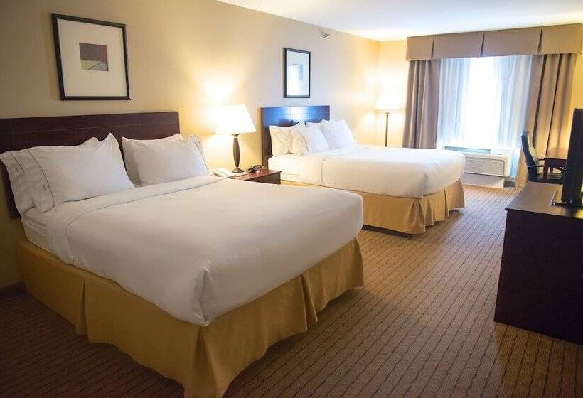 هتل Holiday Inn Express Devils Lake, An Ihg