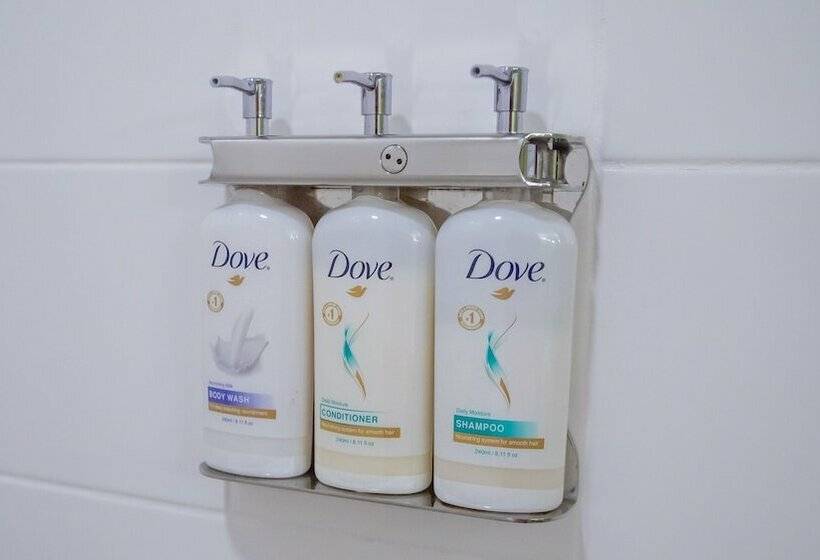 هتل Holiday Inn Express Hickory   Hickory Mart, An Ihg