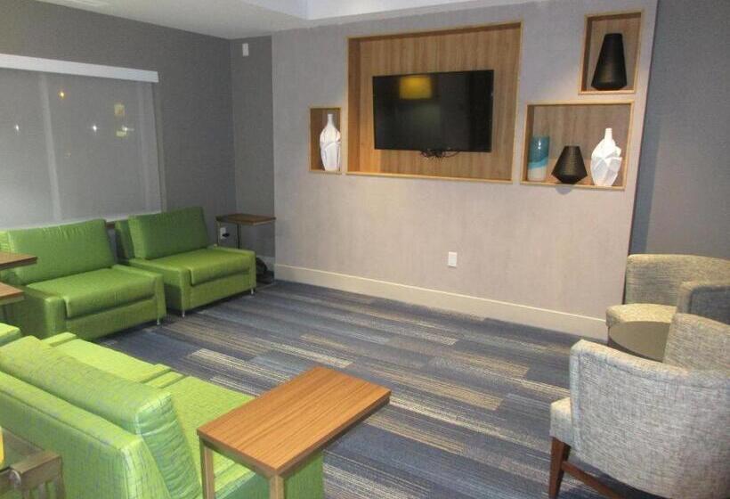فندق Holiday Inn Express Oneill By Ihg