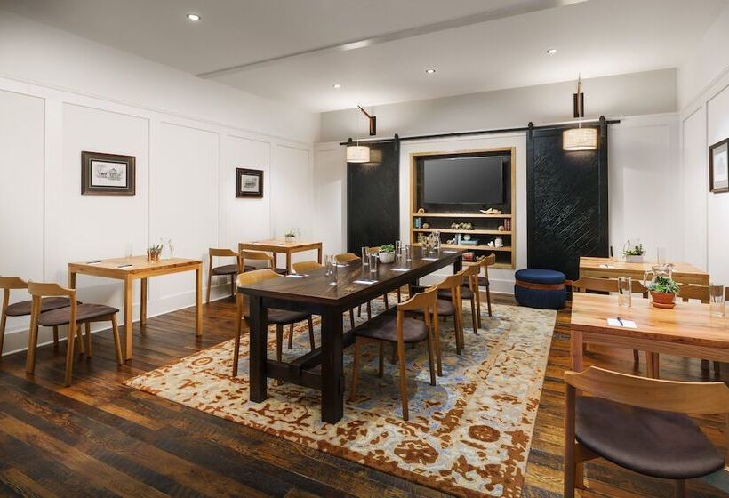فندق Indigo Athens   University Area, An Ihg