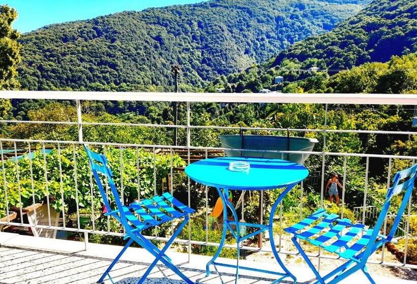 בית מלון כפרי Odos Kentavron