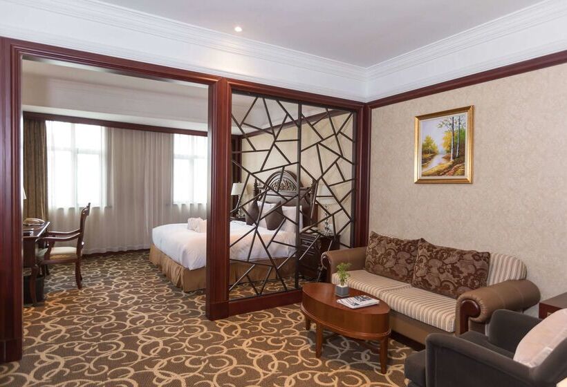 בית מלון כפרי Wyndham Shanghai Hongqiao Near Necc
