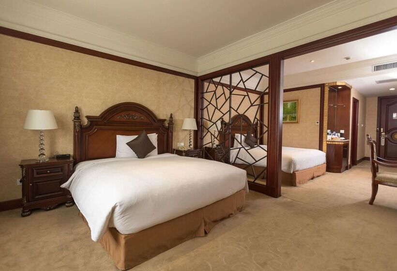 בית מלון כפרי Wyndham Shanghai Hongqiao Near Necc