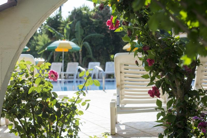 Fili Hotel Apartments