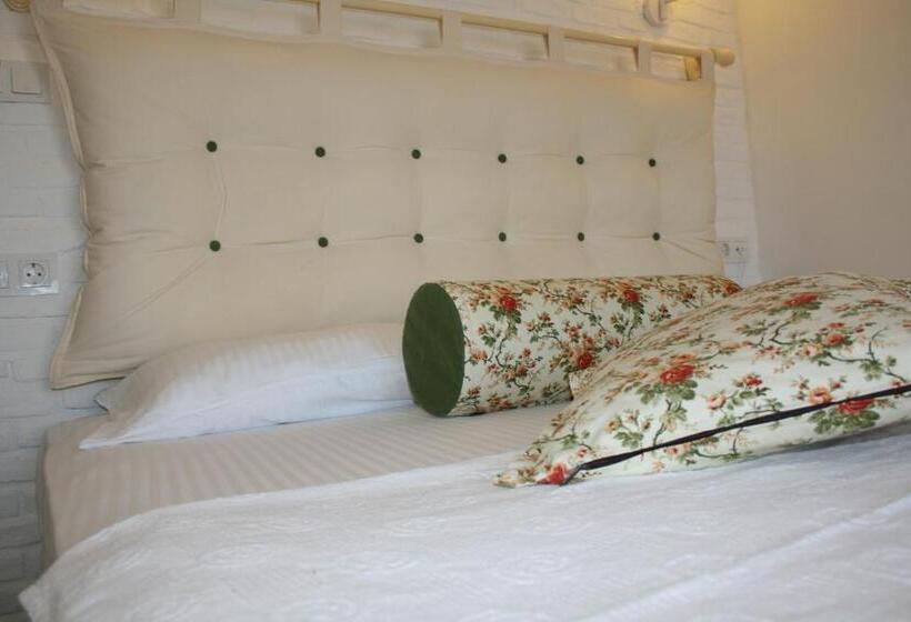 هتل Ata Lagoon Beach