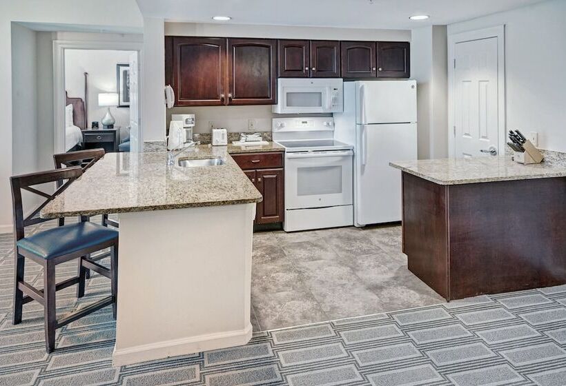 هتل Club Wyndham Old Town Alexandria