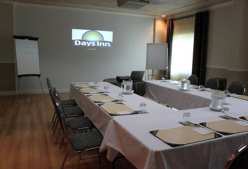 فندق Days Inn By Wyndham Berthierville