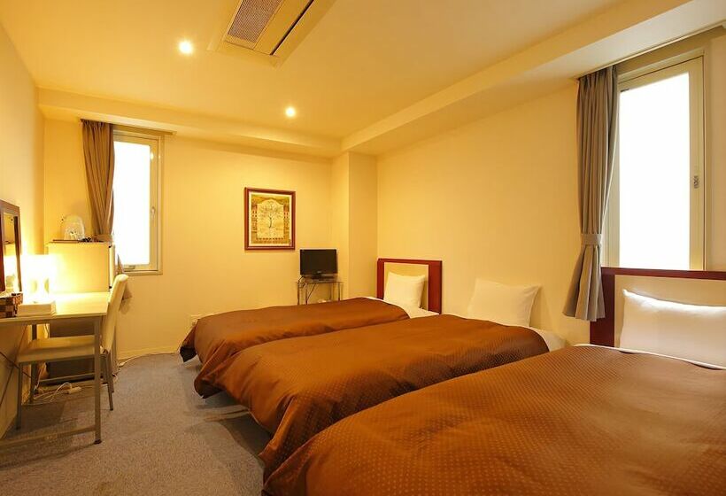 فندق Grampus Inn Osaka