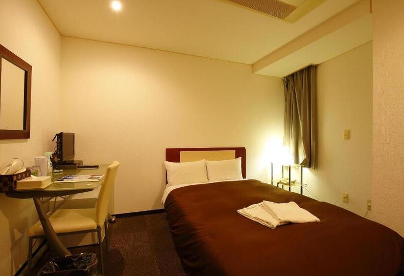 فندق Grampus Inn Osaka