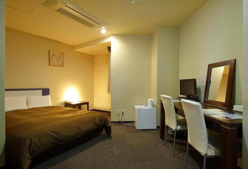 فندق Grampus Inn Osaka