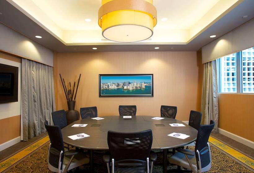 هتل Hampton Inn & Suites Miami/brickelldowntown