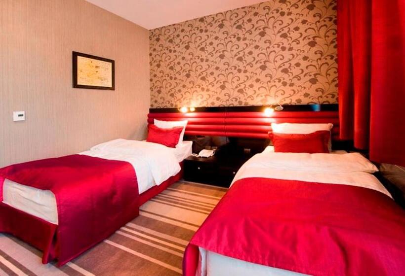 Hotel Symfonia Osjaków