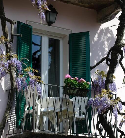 تختخواب و صبحانه Locanda Di Orta