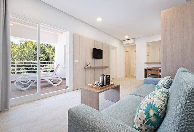 Azuline Hotel Palmanova Garden