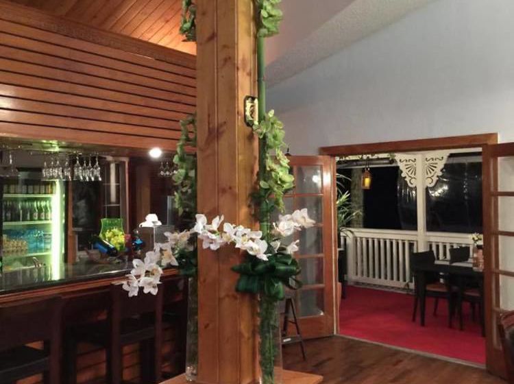 هتل Black Pearl Suites