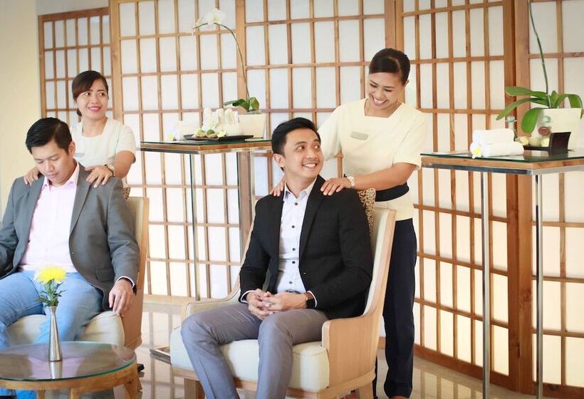 هتل Courtyard By Marriott Bali Nusa Dua Resort