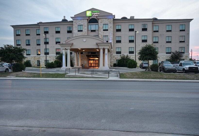 호텔 Holiday Inn Express & Suites Del Rio, An Ihg