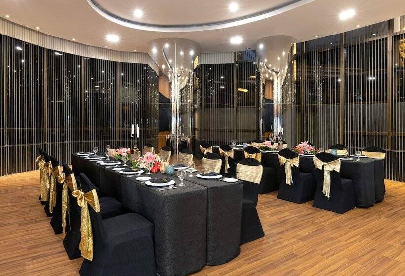 هتل Ibis Bandung Trans Studio