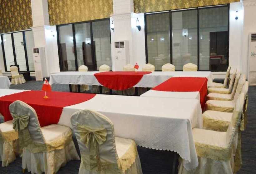 هتل Loumaile Lodge