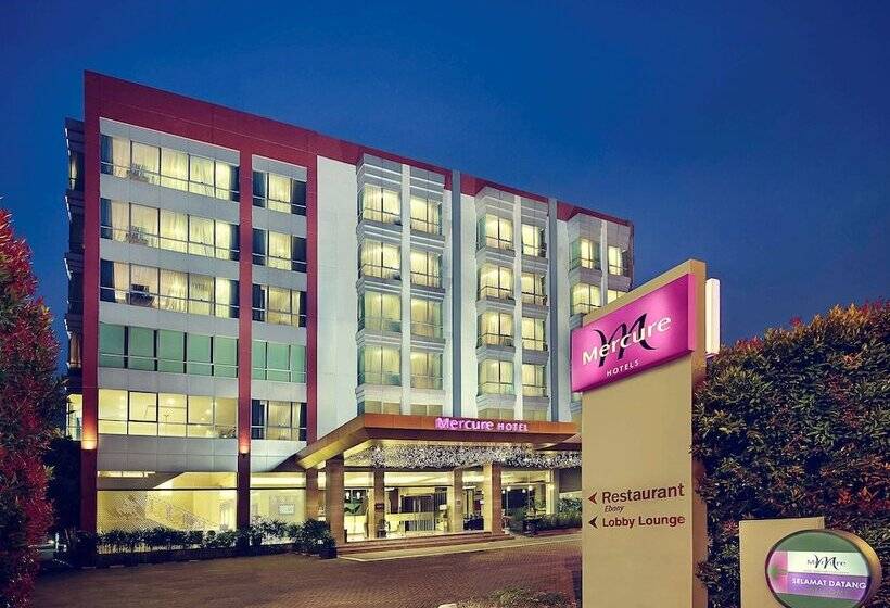 هتل Mercure Pontianak City Center