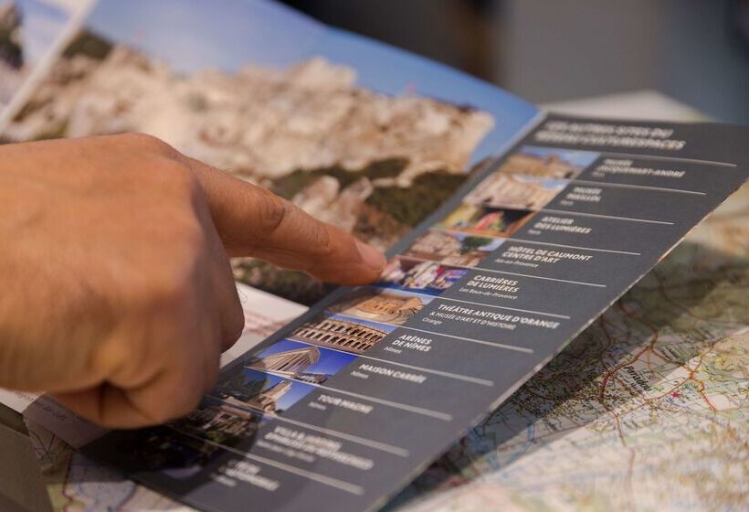 فندق Val Baussenc, The Originals Relais