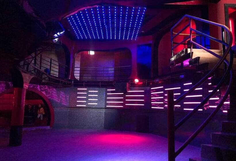 Курорт Sterling Gangtok Orange Village