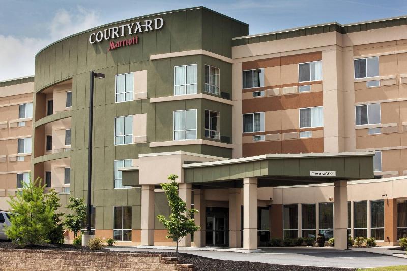 Courtyard By Marriott York