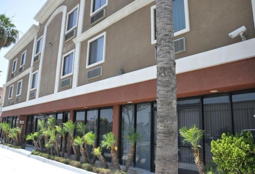 בית מלון כפרי All Star Inn San Bernardino