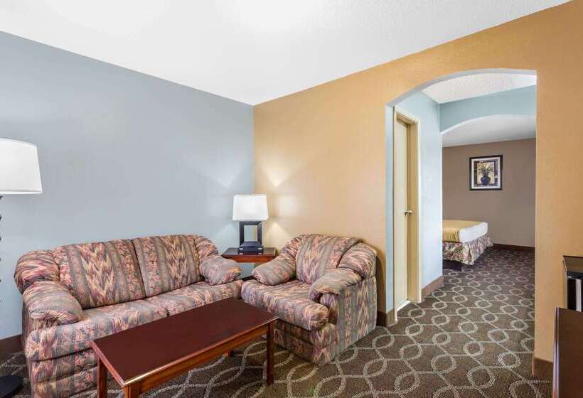 هتل Baymont By Wyndham Mobile/tillmans Corner