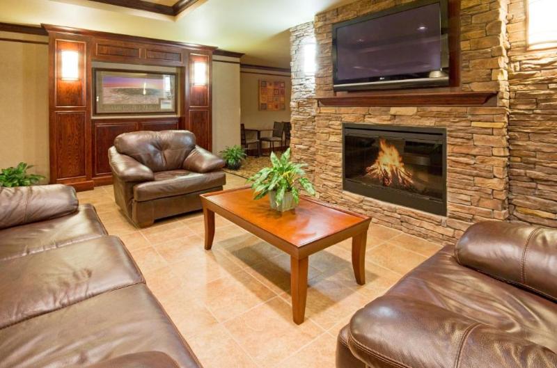 בית מלון כפרי Baymont Inn & Suites By Wyndham Sturgis