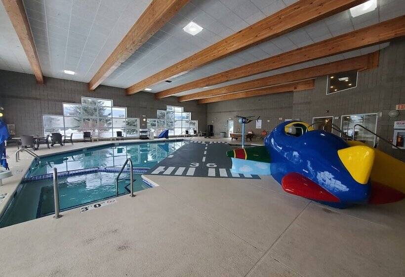 فندق Cobblestone Suites  Oshkosh