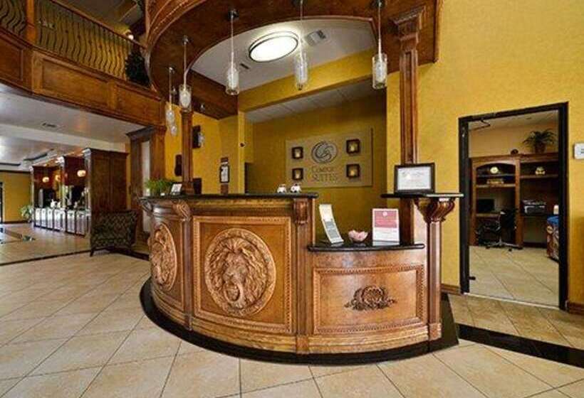 Отель Comfort Suites