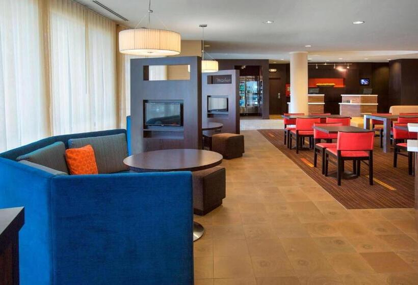 בית מלון כפרי Courtyard By Marriott Paramus
