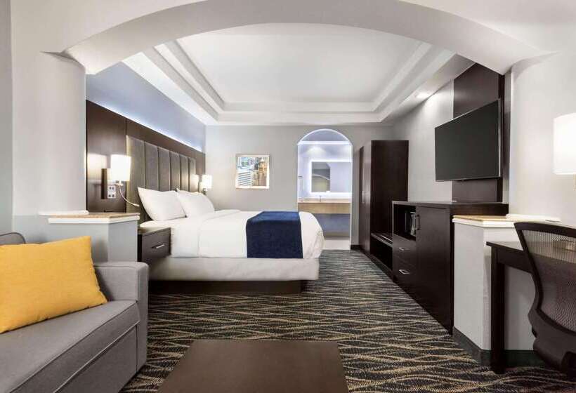 هتل Days Inn & Suites By Wyndham Houston Hobby Airport