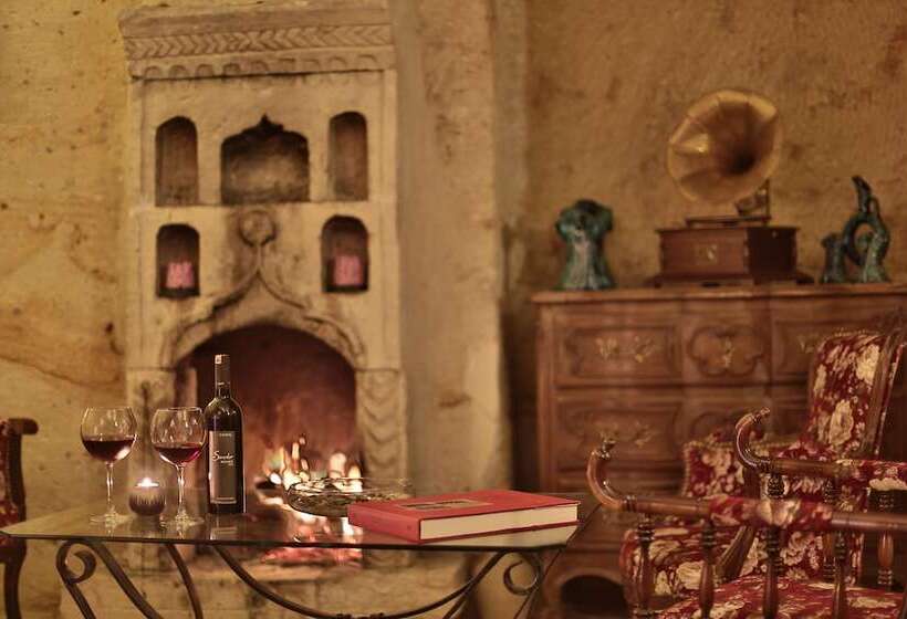 هتل Elif Stone House
