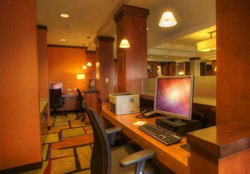 هتل Fairfield Inn & Suites Rapid City