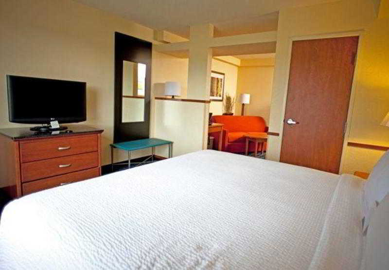 هتل Fairfield Inn & Suites Rapid City