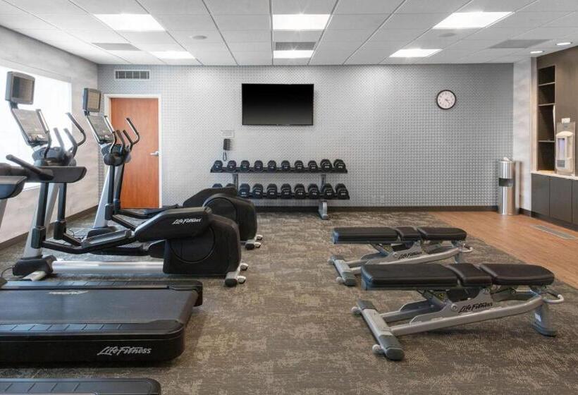 هتل Fairfield Inn & Suites Rapid City