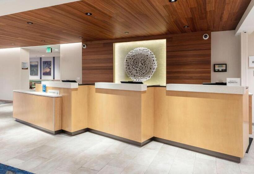 هتل Fairfield Inn & Suites Rapid City