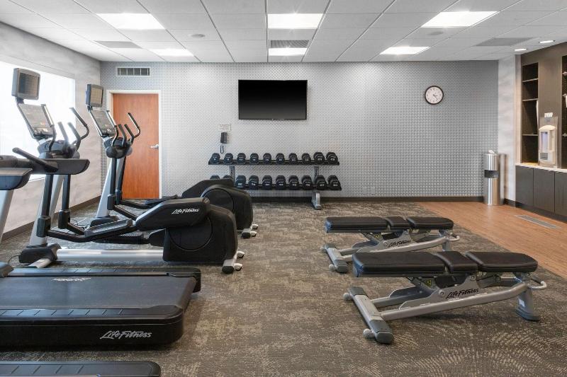 هتل Fairfield Inn & Suites Rapid City