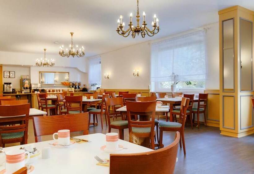 هتل Hannover Airport By Premiere Classe