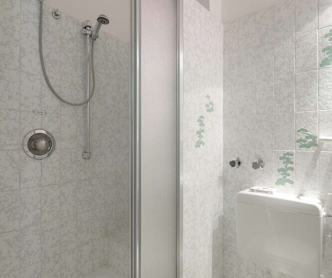 هتل Hannover Airport By Premiere Classe