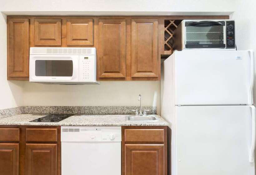 فندق Hawthorn Extended Stay By Wyndham Kingsland