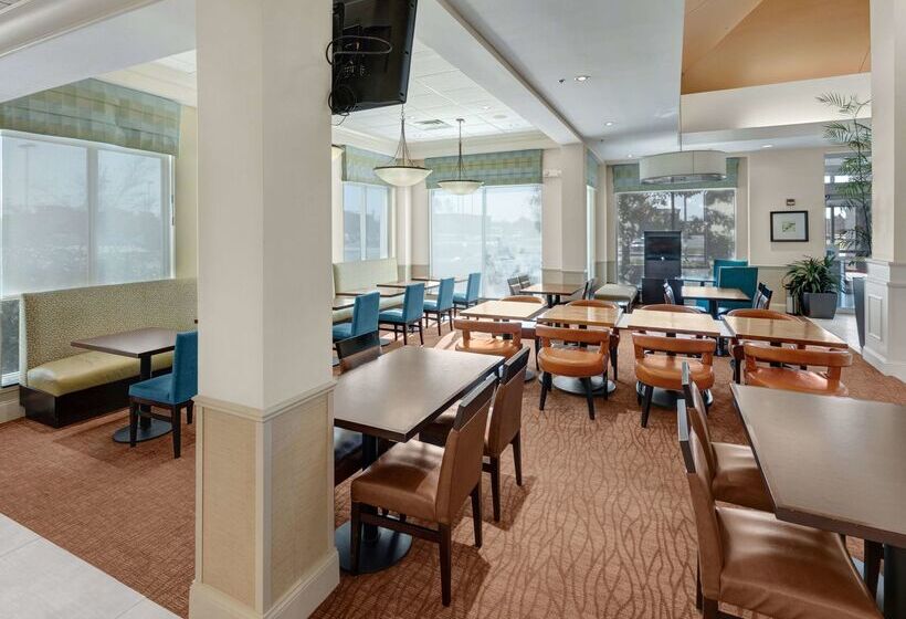 בית מלון כפרי Hilton Garden Inn Oklahoma City North Quail Springs