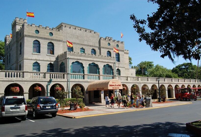 هتل Holiday Inn Express And Suites Saint Augustine North, An Ihg