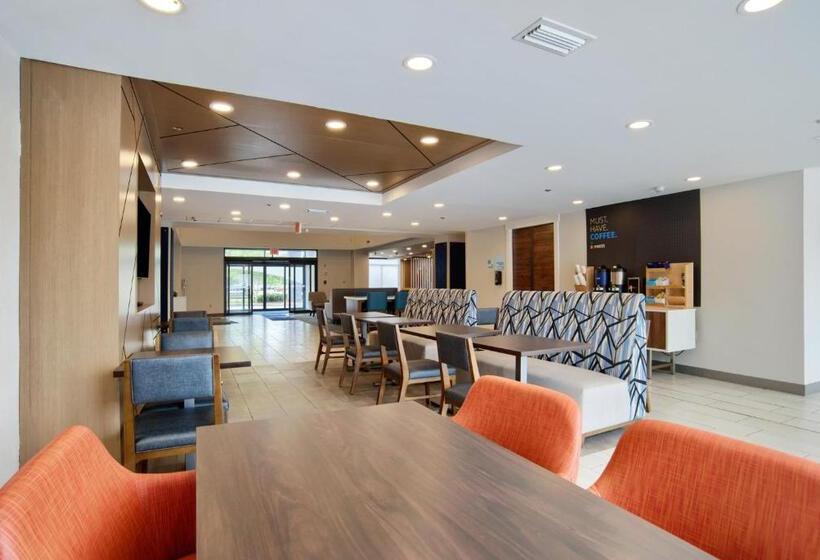 هتل Holiday Inn Express & Suites   Mobile   I 65, An Ihg