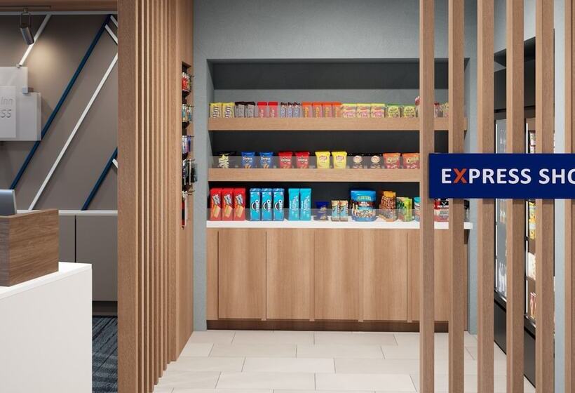 هتل Holiday Inn Express & Suites   Mobile   I 65, An Ihg