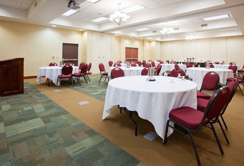 هتل Holiday Inn Madison At The American Center, An Ihg
