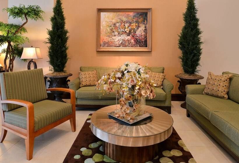 هتل Holiday Inn Montgomery South Airport, An Ihg